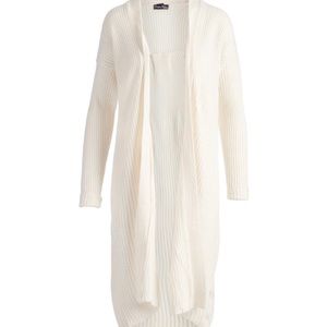 NWT Evelyn Taylor Cardigan